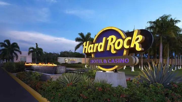 פונטה קאנה Cana Rock Star Luxury Condo, Casino, Golf, Beach In Hard Rock Area מראה חיצוני תמונה